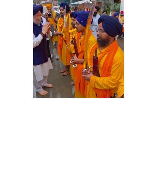 गुरु गोबिंद सिंह जी के पवित्र जूते 300 साल बाद पटना साहिब लौट, सिख संगत में खुशी की लहर